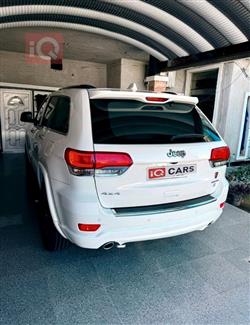 جيب جراند شيروكي